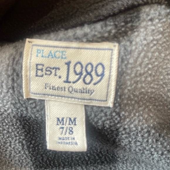 ⛄️CLEARANCE⛄️ 1989 place sweater - Picture 5 of 5